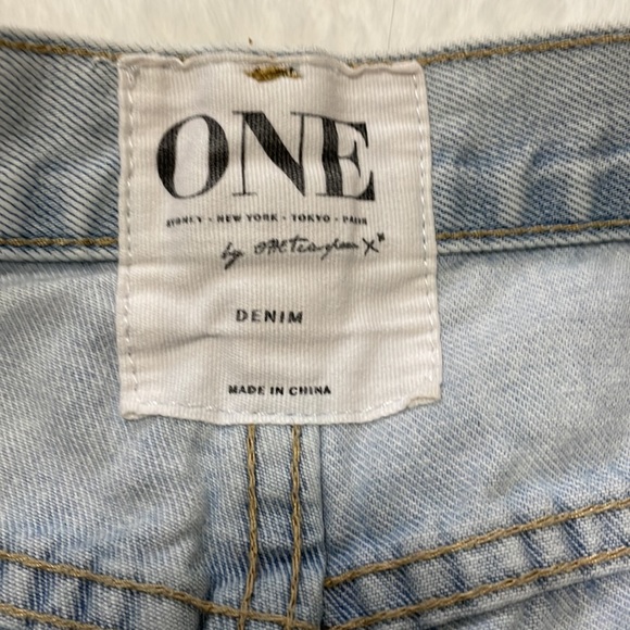 One Teaspoon Bandits Lo Waist Relaxed Shorts - Picture 4 of 10